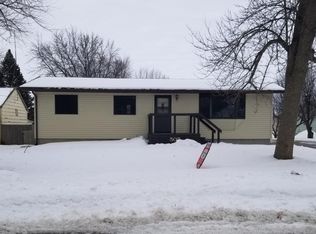507 2nd St SW, Belmond, IA 50421