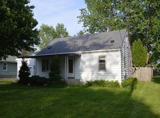 562 S Walnut St, Chebanse, IL 60922