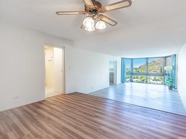 501 Hahaione St #110E, Honolulu, HI 96825