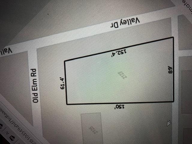 2nd image of 2127 Old Elm Rd