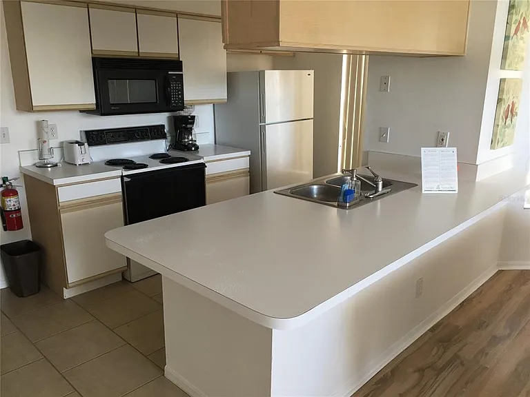2480 Sweetwater Club Cir #98 — Photo 8