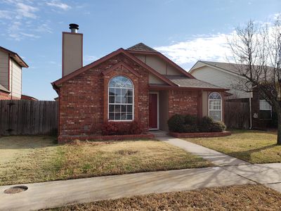 2118 Parkview Dr, Moore, OK, 73170