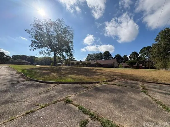 Georgetown Dr #18-1, Hope, AR 71801
