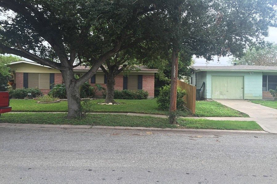 1st image of 4922 Gabriel Dr