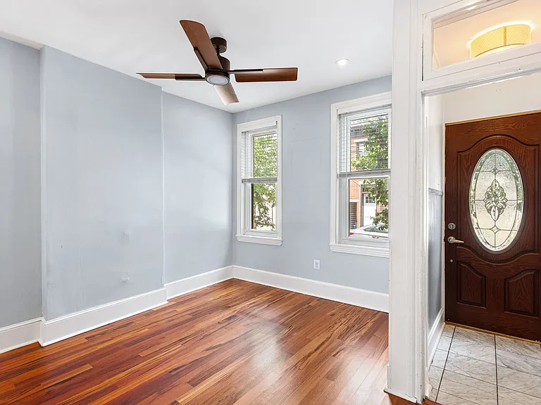 2225 Taggert St — Photo 5