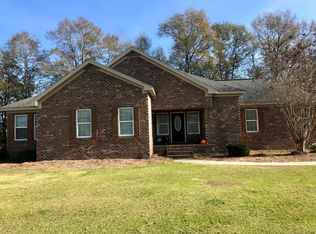 139 Thomkin Dr, Statesboro, GA 30458