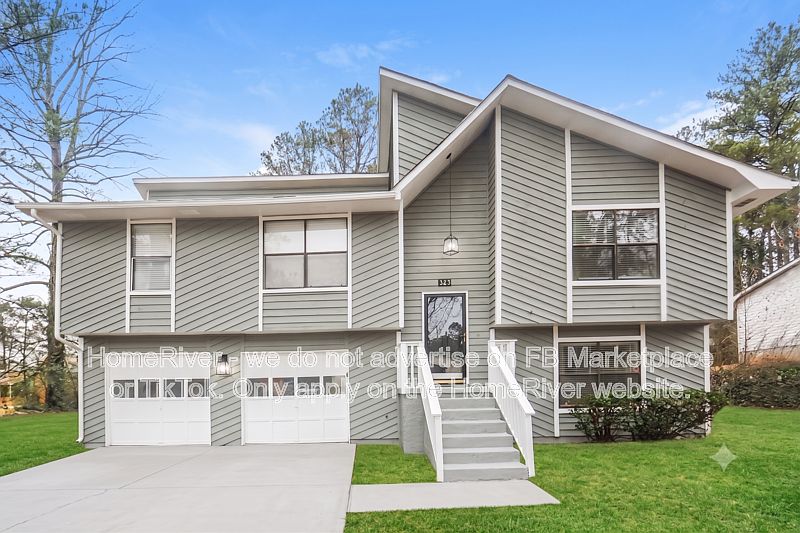 1st image of 323 Park Ridge Ct