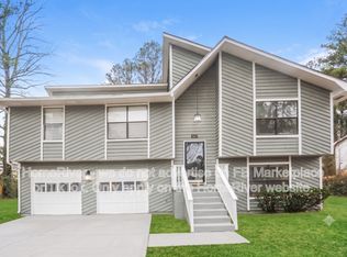 323 Park Ridge Ct, Riverdale, GA 30274
