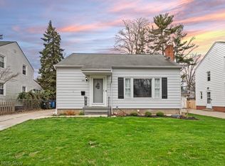 540 Kenilworth Rd, Bay Village, OH