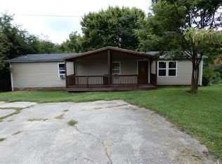 969 Nellies Cave Rd, Blacksburg, VA 24060
