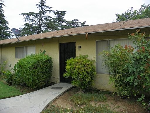 1st image of 74 W Beverly Dr