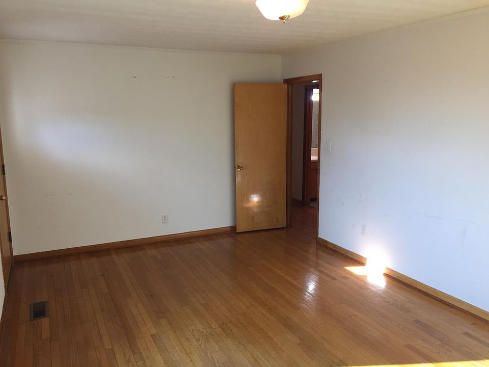 1st image of 288 Belleview Dr SE