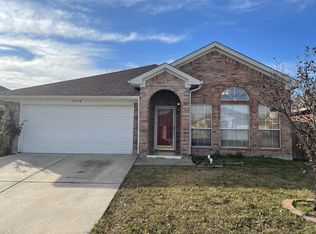 5716 Magnum Dr, Arlington, TX 76018
