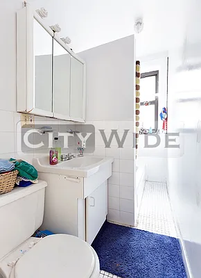 Rented by City Wide Apartments | media 6