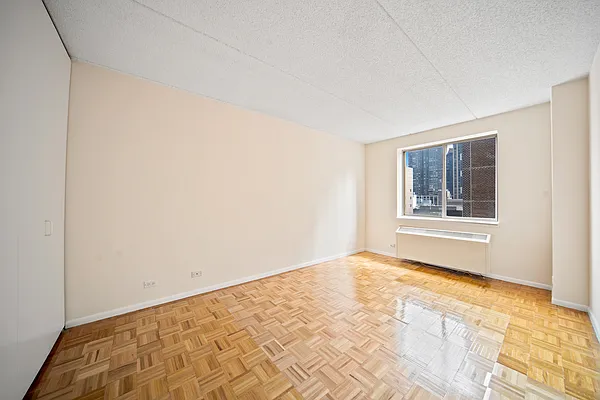 Rented by Compass | media 8