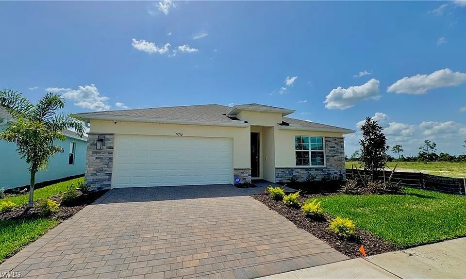17710 Shade Tree Loop