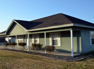 701 Saunders Dr, North Little Rock, AR 72117