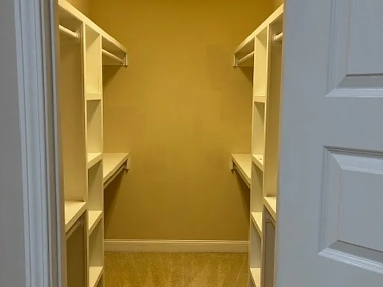 102 Miller Ct — Photo 22