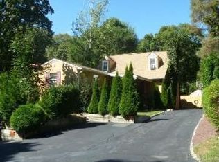 21 Putnam Rd, Cortlandt Manor, NY 10567