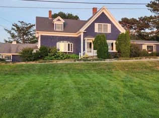 20 Garrison Cove Rd, Bailey Island, ME 04003