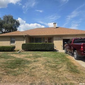 1192 N Cedar St, Galesburg, IL, 61401