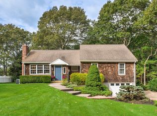 (Undisclosed Address), Southampton, NY 11968