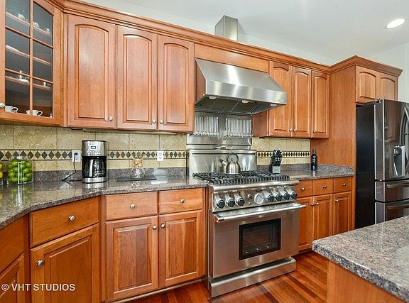 5th image of this home
