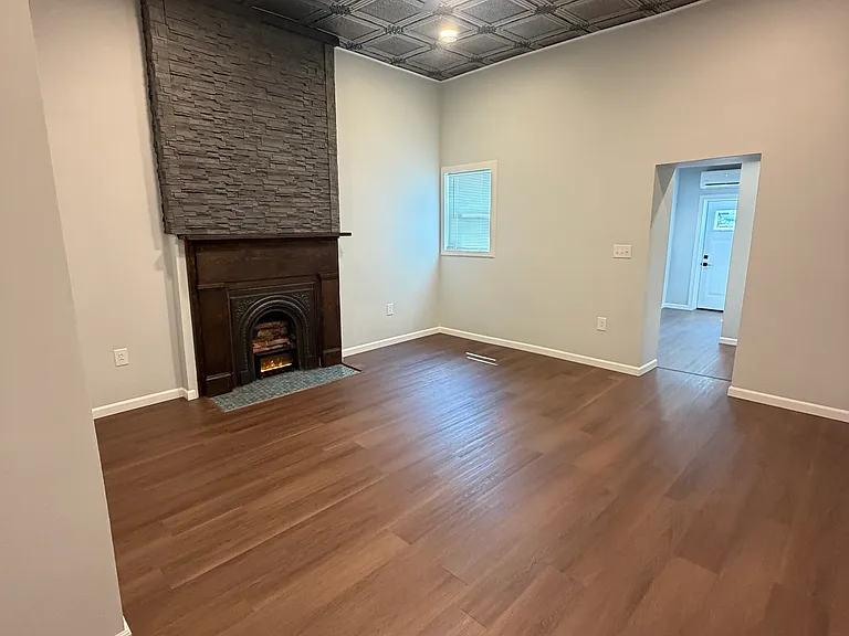 2331 Chapline St #2 — Photo 4
