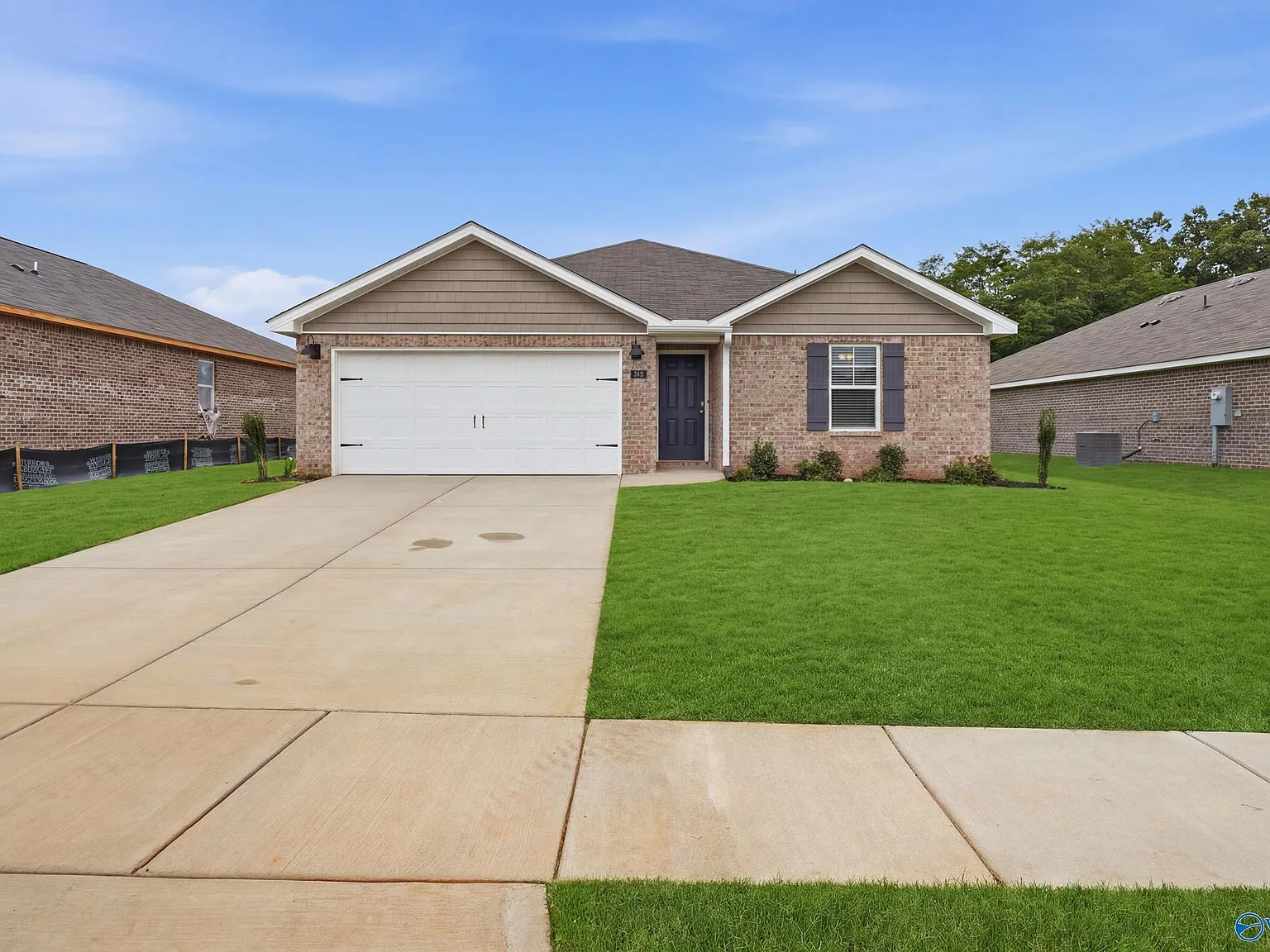 4 bed, 2.0 bath, 1558 sqft, $1,800 — Photo 1