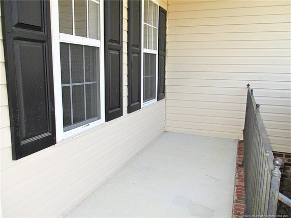 3rd image of 642 Stone Cross Dr