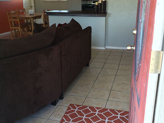 5th image of 1020 W Coal Ave