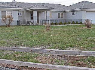 301 Peregrine Ct, Fernley, NV 89408