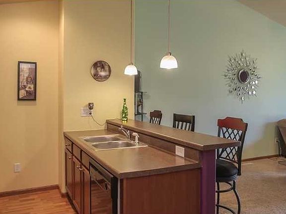5th image of 807 Duchess Dr