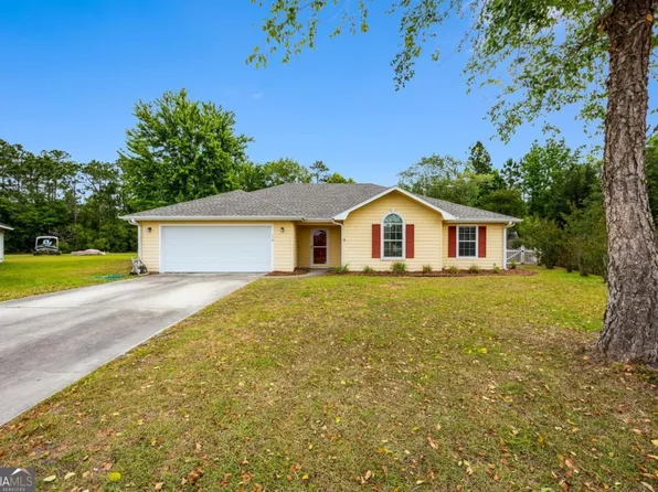 116 Cedar Circle Dr, Kingsland, GA 31548