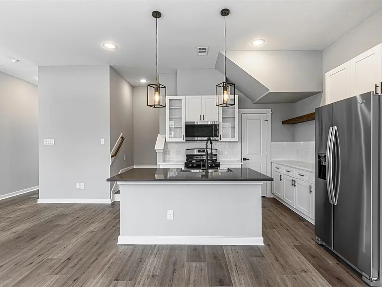 8475 Berry Brush Ln — Photo 7
