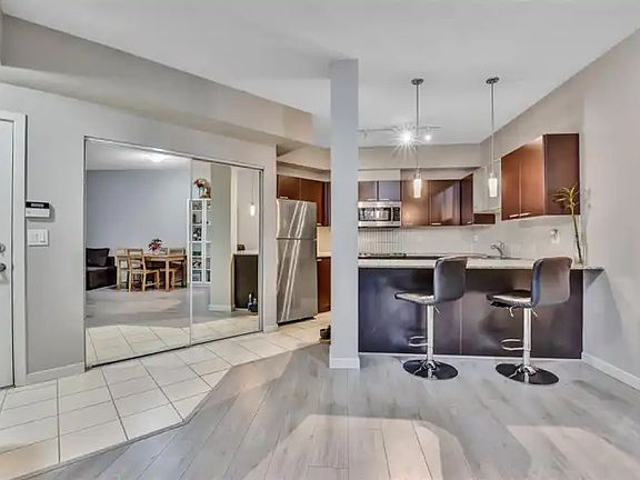 5th image of 10499 University Dr #118
