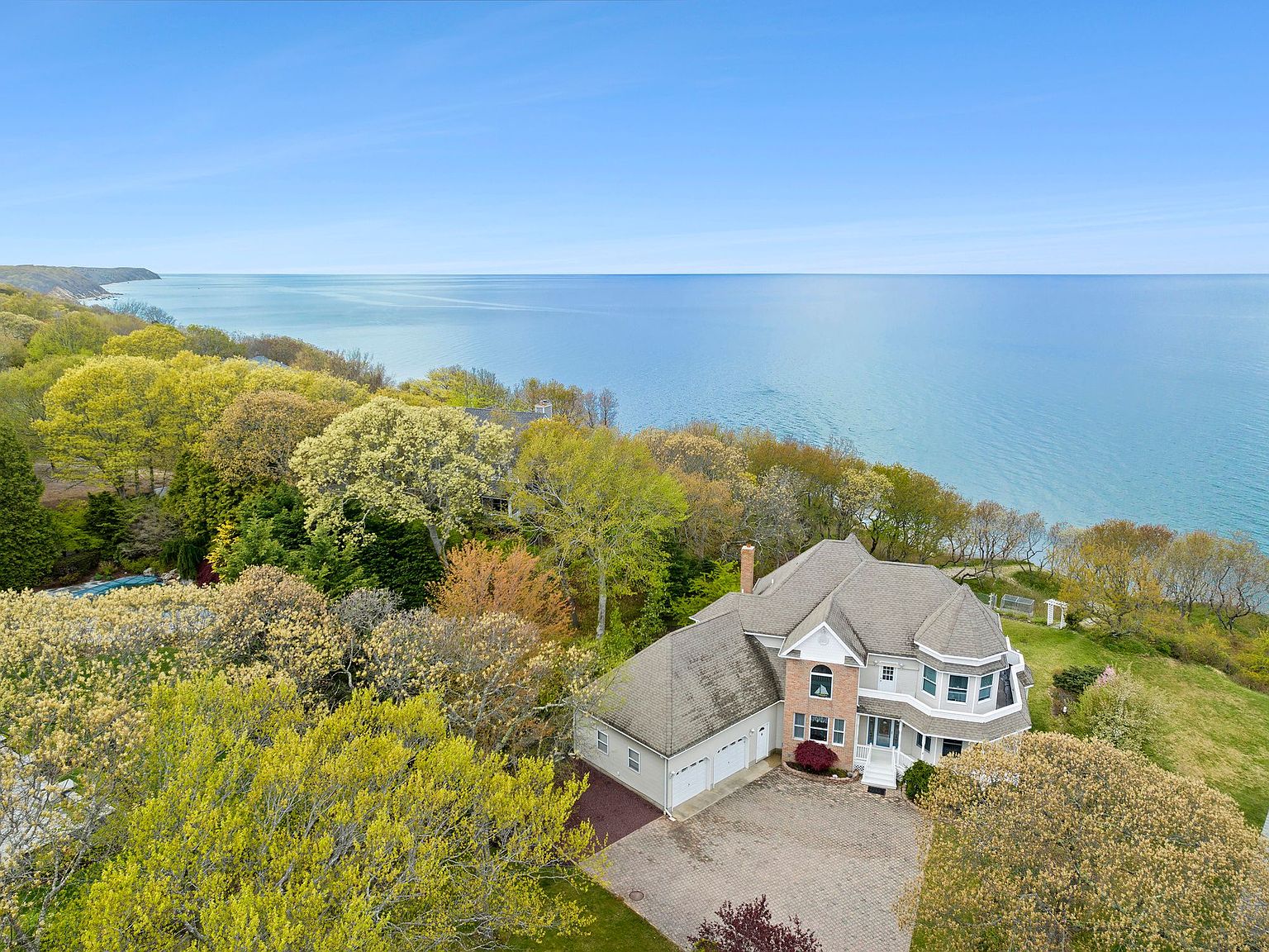 150 Landing Ln, Calverton, NY 11933 Zillow