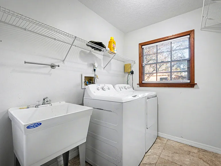 523 Princewood Dr — Photo 25