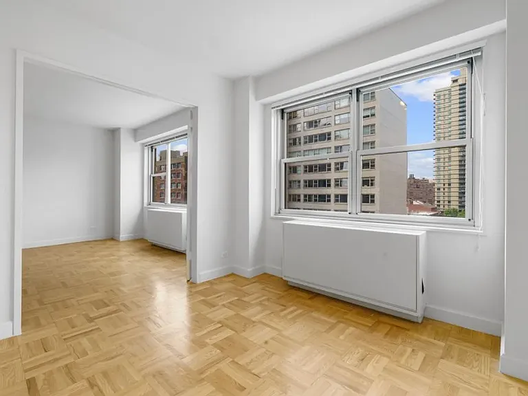 1520 York Ave #6H — Photo 4
