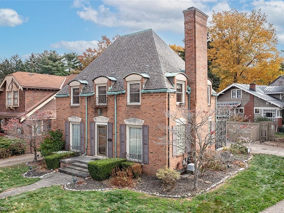 4577 S Hills Dr, Cleveland, OH 44109 Zillow