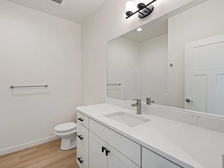 4020 Dewey Rd — Photo 8