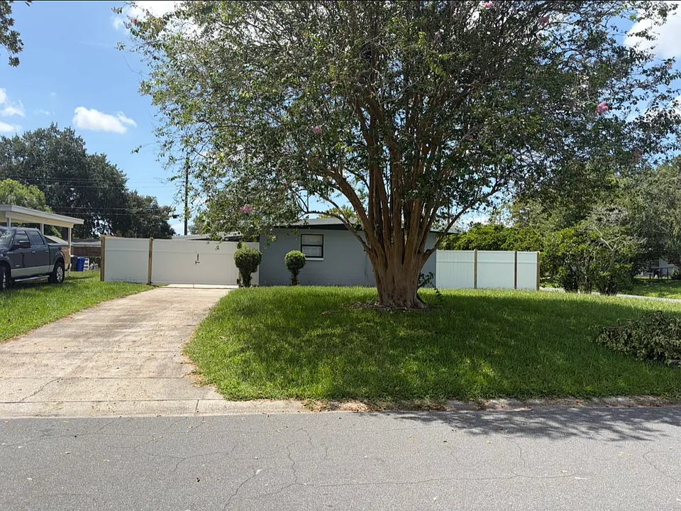 1905 Brittany Rd