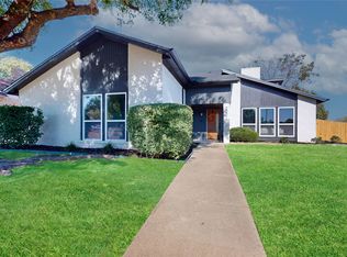 2001 Ridgewood, Bedford, TX 76021