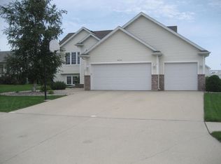 3724 20th St S, Fargo, ND 58104