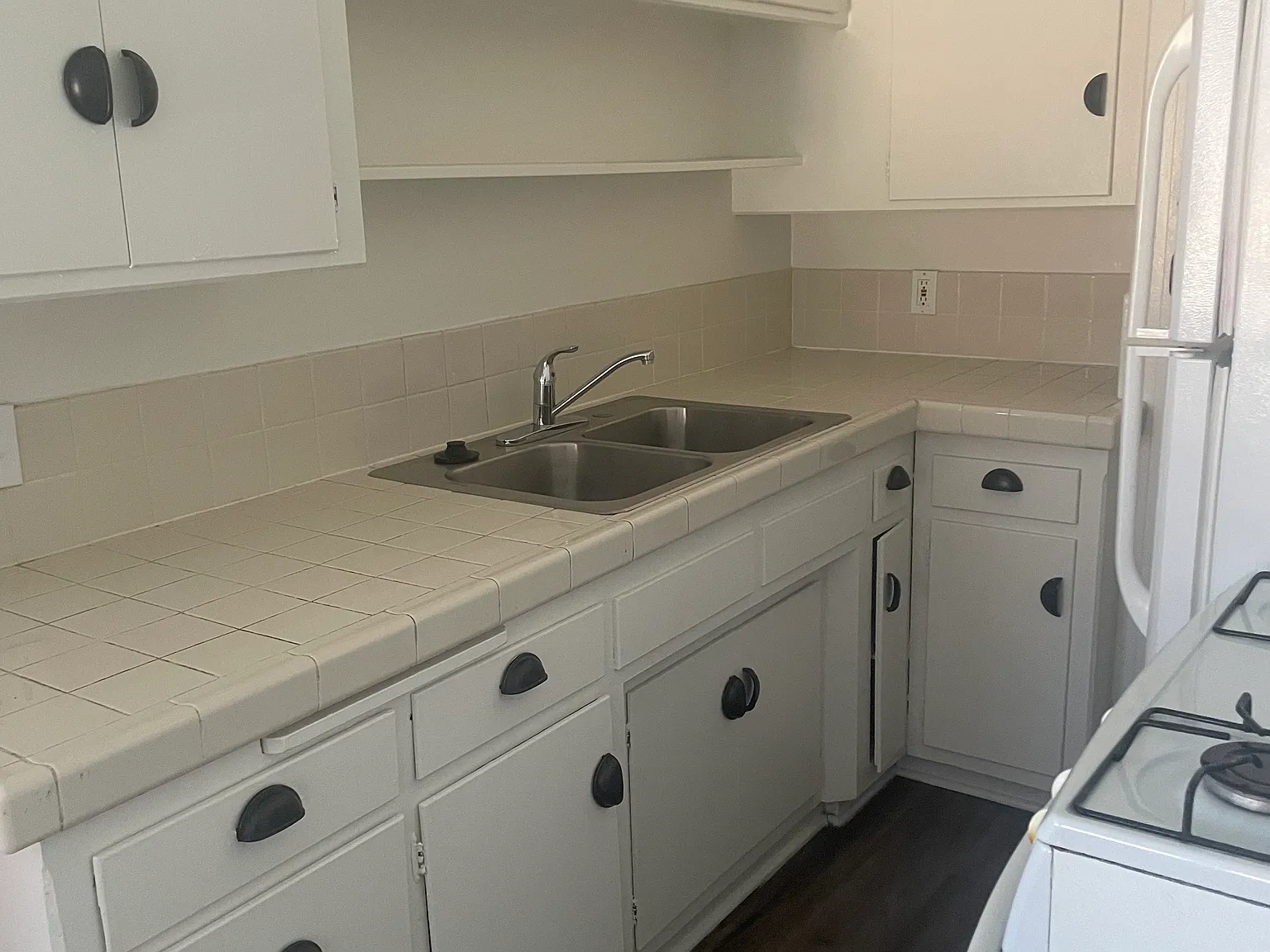 2 bed, 1.5 bath, 1400 sqft, $3,095 — Photo 3