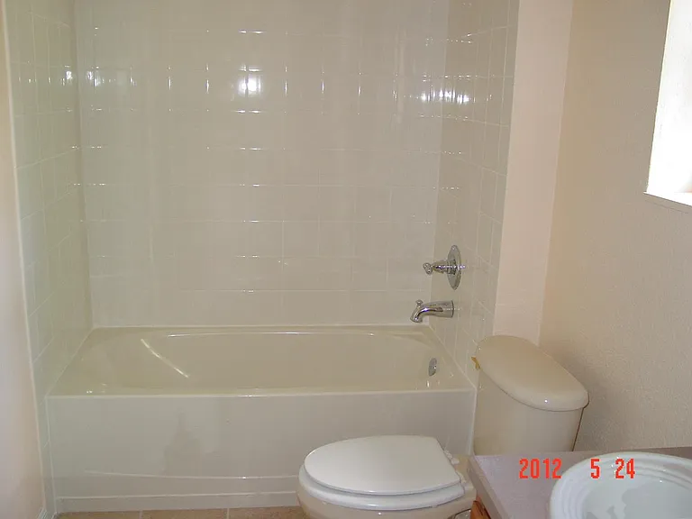 2805 Paine Ln — Photo 9