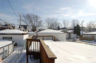 4th image of 4519 N Lowell Ave