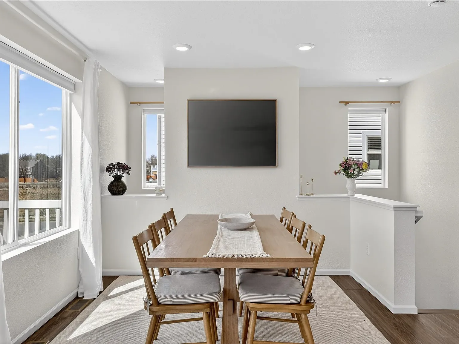 2 bed, 2.5 bath, 1092 sqft, $2,450 — Photo 4