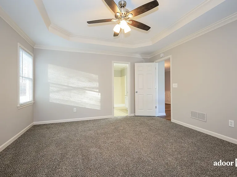 459 Amsterdam Way — Photo 9