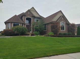 61276 Burningwood Dr, Washington, MI 48094